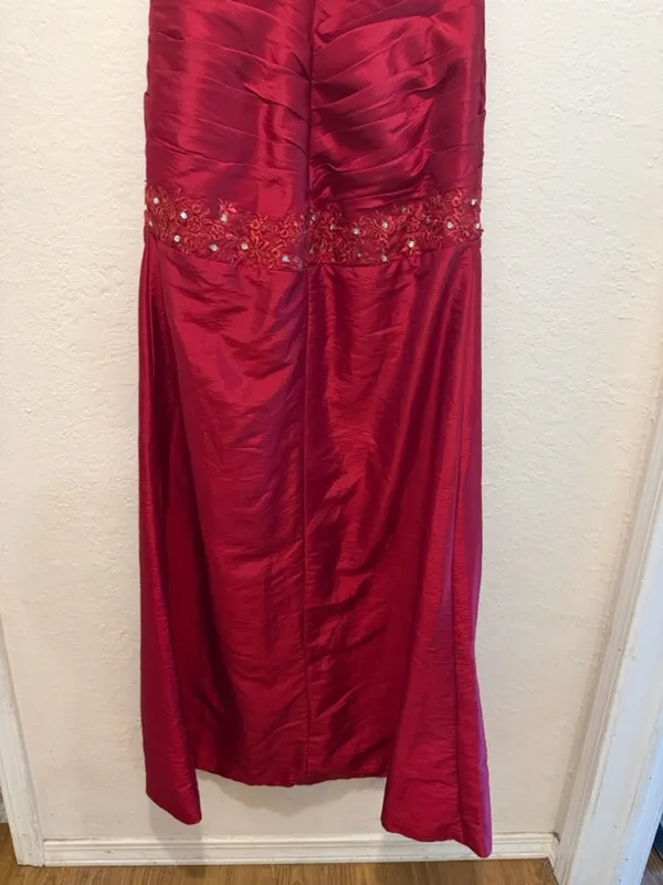 Formal Lace Dress in Red with semi sheer floral embroidery evening cocktail - Image 7