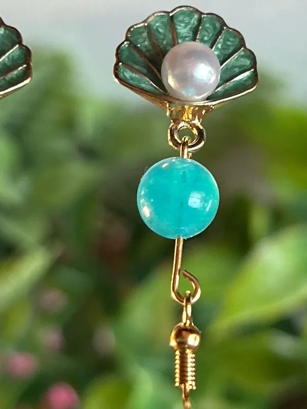 Handmade Amazonite shell earrings with faux pearl detail - Image 2