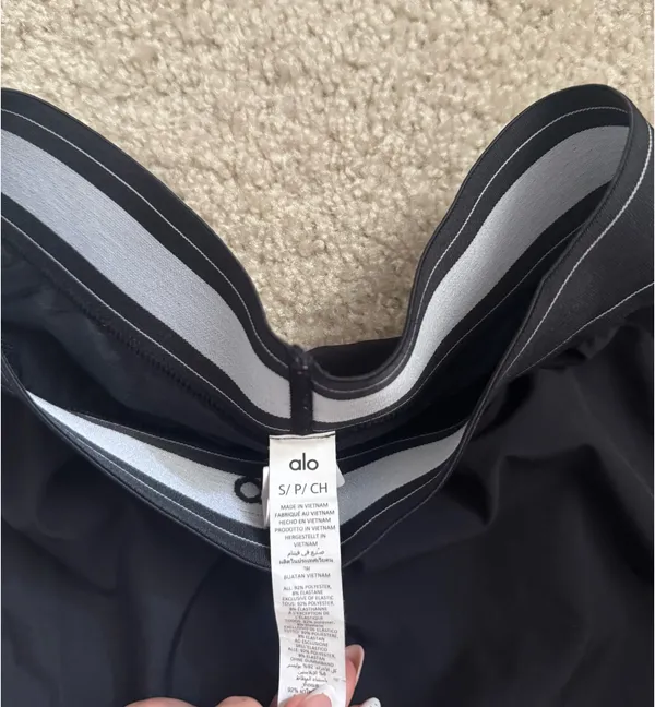 Black Alo Yoga Tennis Skirt - Image 3