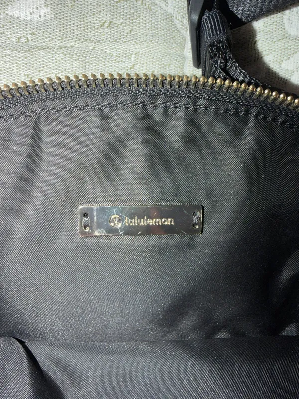 Lululemon Bag - Image 4