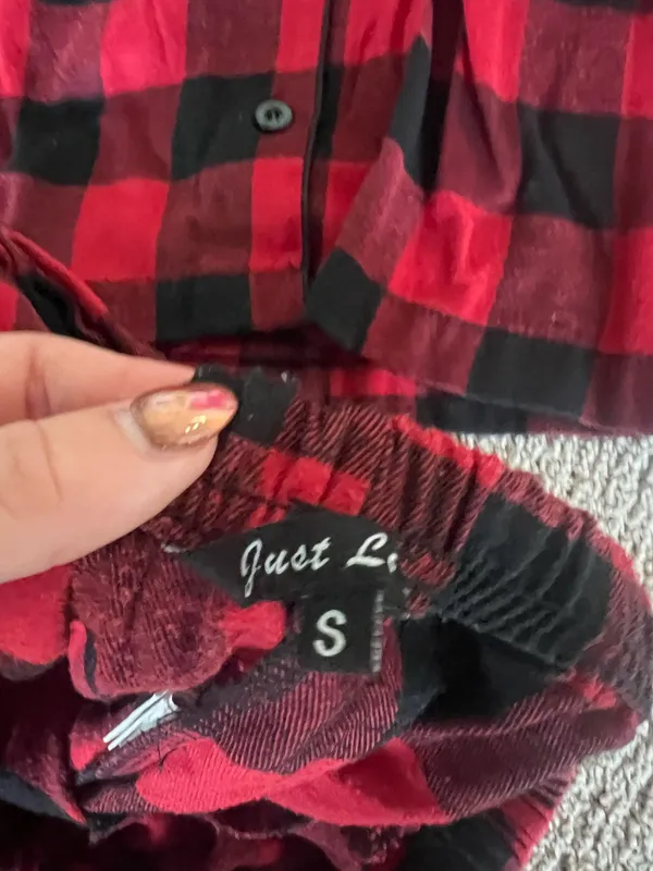 red + black buffalo plaid pajama set Size S #loungewear #pjs - Image 2
