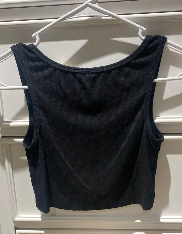 Full Send Crop Top Black - Image 2