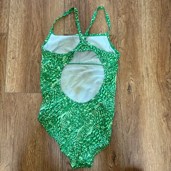 Nike HydraStrong Racerback One Piece‎ Swimsuit Womens Small Performance green - Image 3