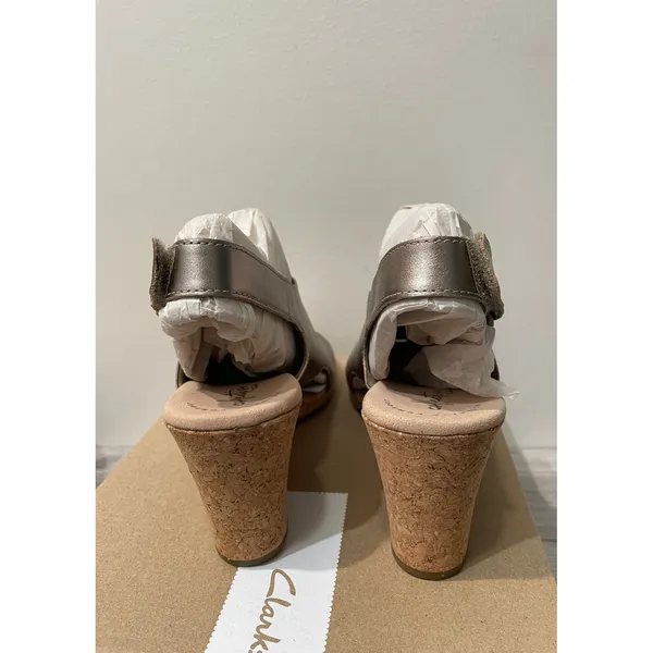 Clarks Lafley Joy Pewter Metallic Leather Wedge Sandals 8.5 M 26145422 NEW‎ - Image 4
