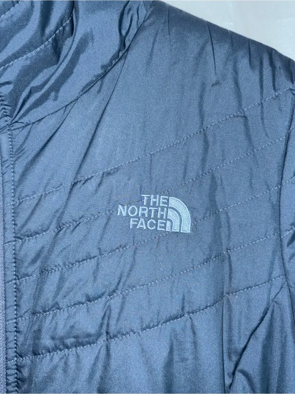 North Face Womens Insulated Reversible Jacket Sz Med Blue Warm Quilted Outerwear - Image 3