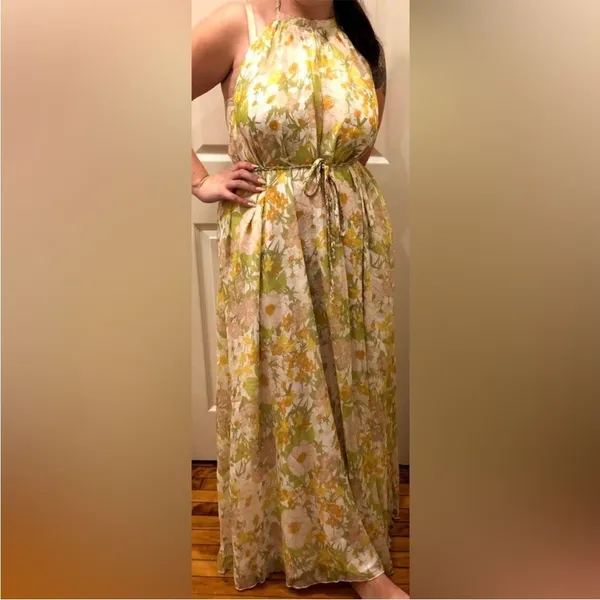 NWT Lulus Feeling Splendid Yellow and Green Floral Print Halter Maxi Dress L - Image 5