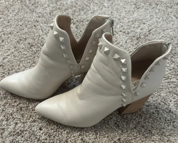 Steve Madden Gloria Bone Stud Booties - Image 4