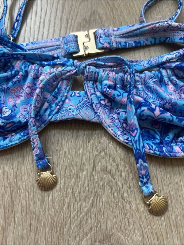 Rare Kulani Kinis Santorini Blue Pink Floral Underwire Bikini Swim Top Medium - Image 5