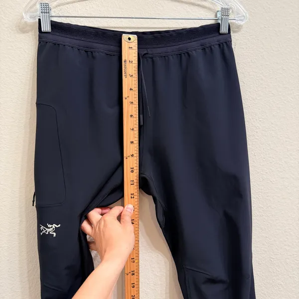Arcteryx Norvan Hybrid Tight Mens Medium Black Gore-Tex Running Pants - Image 15
