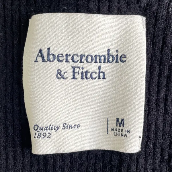 Abercrombie & Fitch Black V-Neck Sweater - Image 5