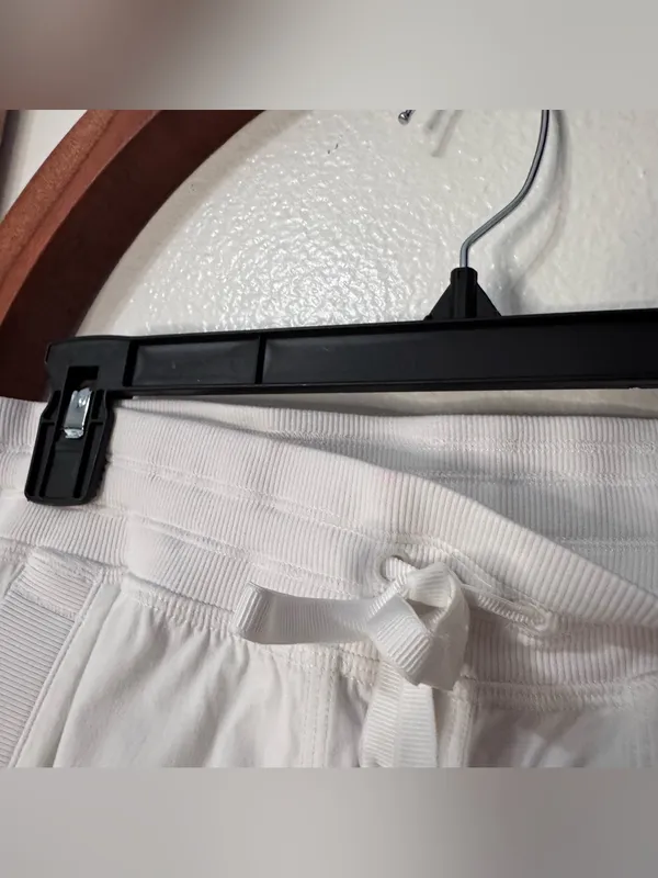 Lululemon Dance Studio Relaxed-Fit Mid-Rise Cargo Pants White - Image 6