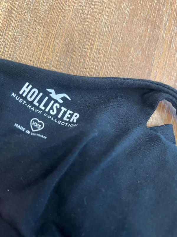 Hollister Seamless Fabric Halter Top - Image 3