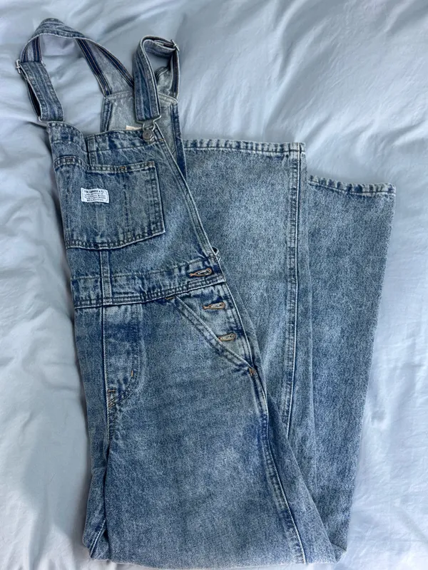 Levi’s XL Jean Overalls - Image 3