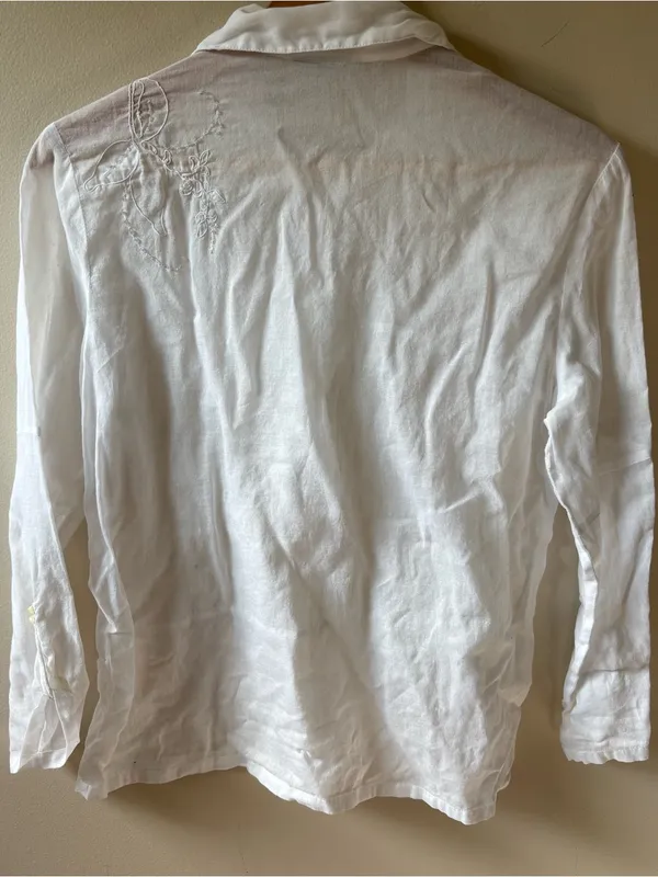 Vintage White Embroidered and Beaded Button-Down Shirt - Image 8