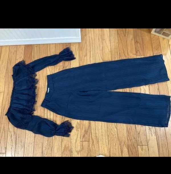 Revolve MATCHING SET XS - Image 5