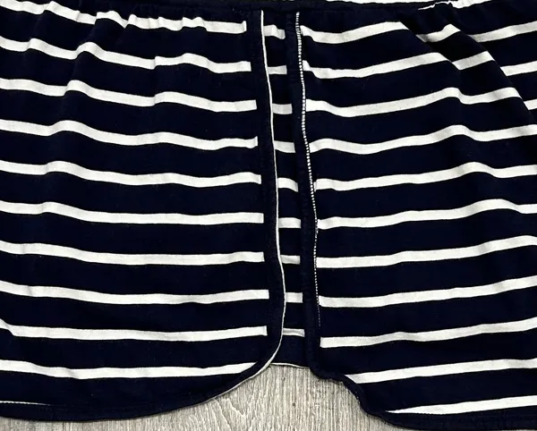 Love by Gap Pajama Set - Image 2