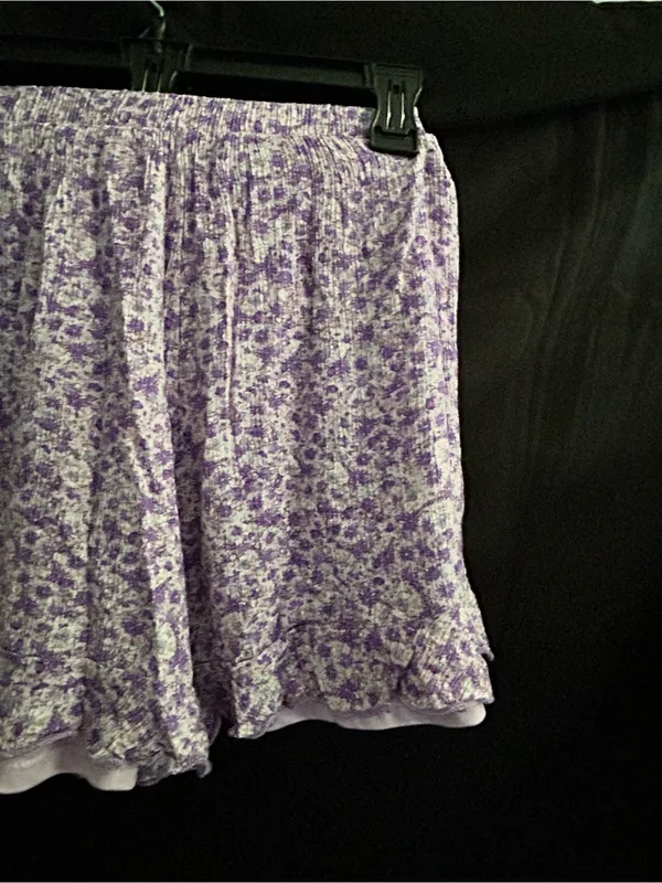 Pink Lily Lavender Floral Wrap Skirt Shorts MD - Image 5