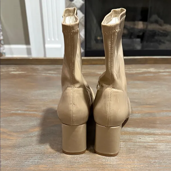 Journee Collection Reice Square Toe Block Heel Bootie Tan Size‎ 6.5 NWOB - Image 8