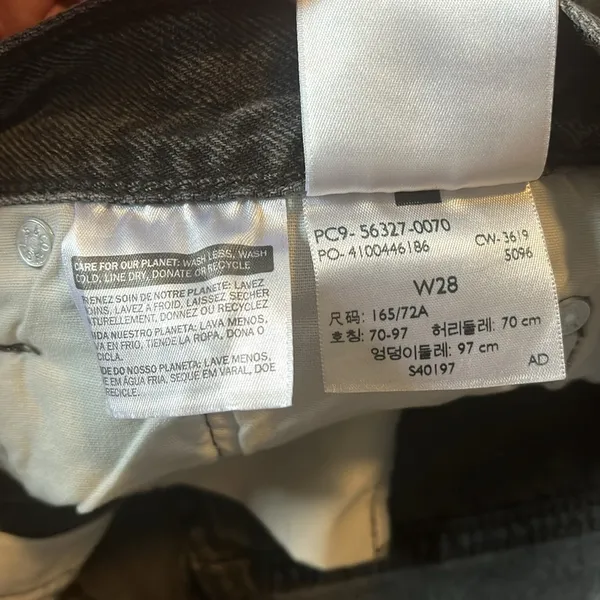 Levi's Dark grey wash shorts with button fly - Image 4