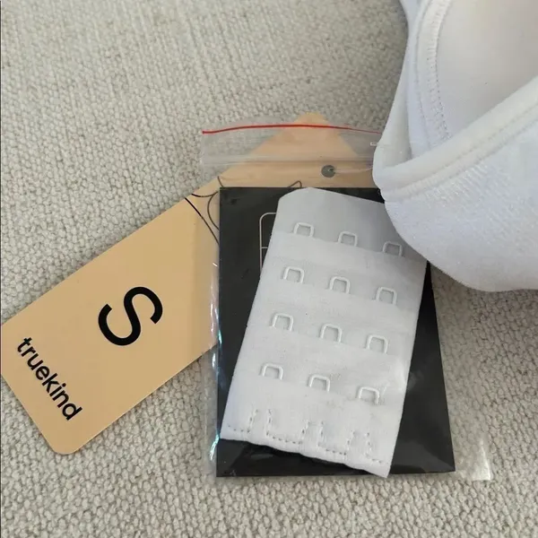 Truekind Daily Comfort Wireless Shaper Bra, White, Size Small, NWT - Image 3