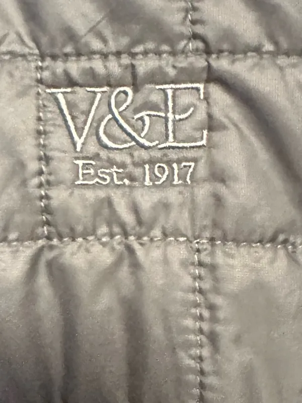 Patagonia Gray Quilted Women's Insulated Puffer Jacket - Image 7
