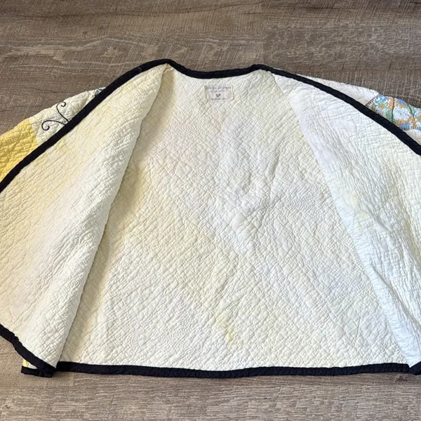 Little Bit Different By Lynne Valentine Butterly Quilt Jacket OS - Image 5