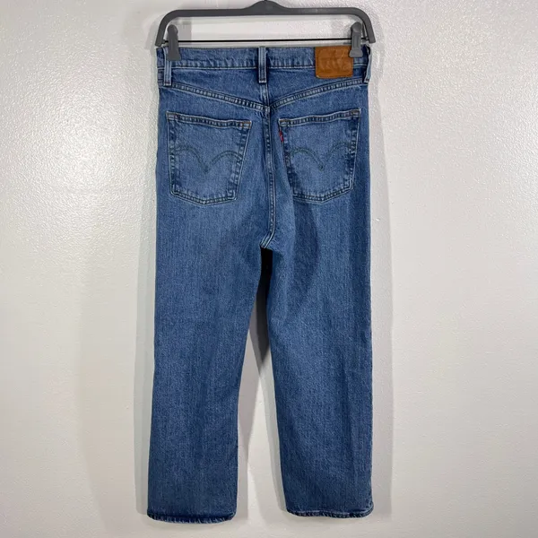 Levi's Premium Ribcage Straight Jeans‎ Size 29 High Rise Distressed Knee Denim - Image 3