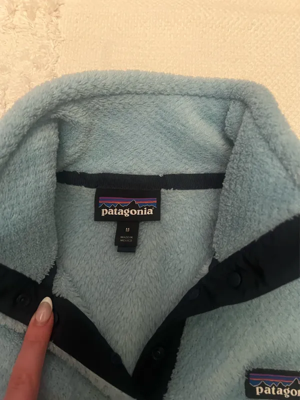Patagonia Pullover Fleece - Image 3