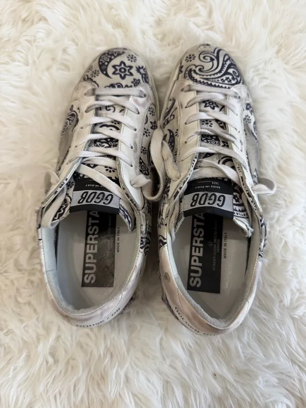 Golden Goose Superstar Sneakers - Image 5