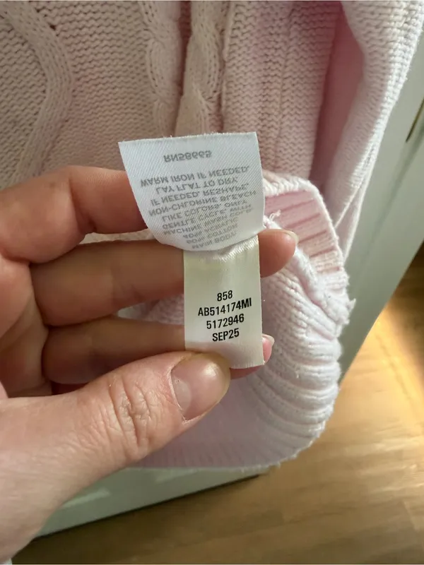Abound Light Pink Distressed Crewneck Sweater Size Extra Small - Image 6