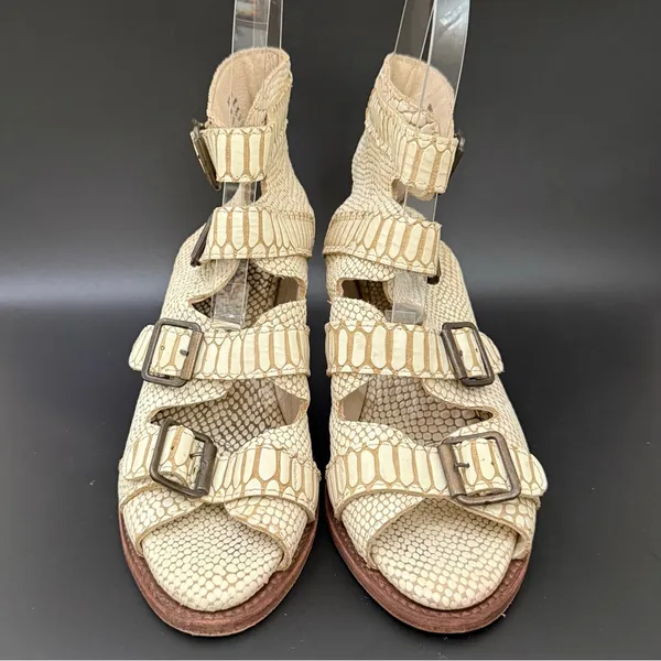 FREEBIRD by Steven Quail Ivory Textured Snake Leather Buckle Gladiator Sandals 9 - Image 4