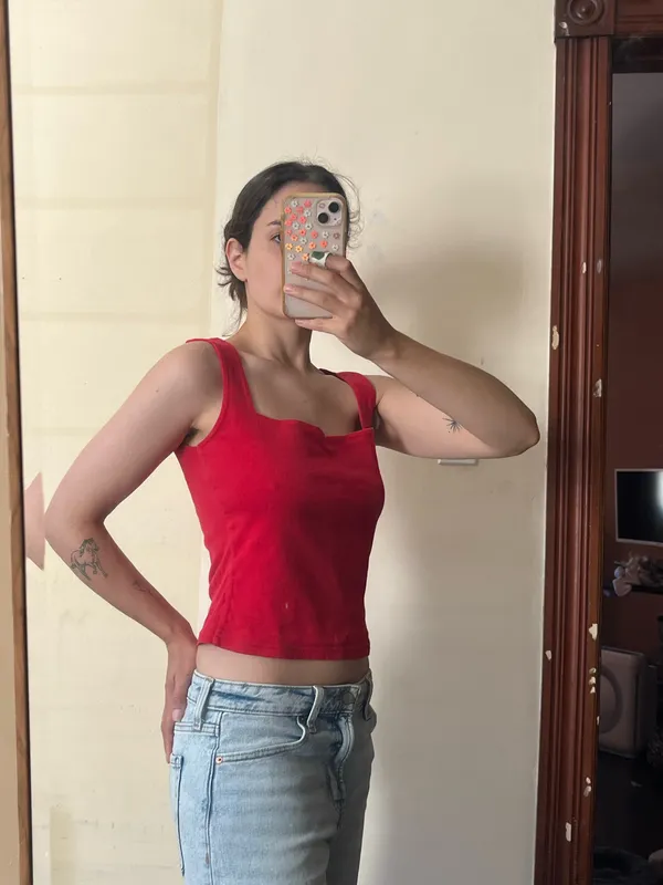 Moda Red Square Neck Sleeveless Top  - Image 5