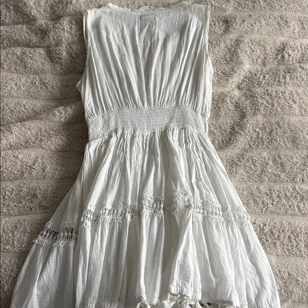Italy White Sundress size medium - Image 3