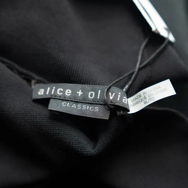 Alice & Olivia - Estelle Twist Detail‎ Body-con Dress. - Image 6