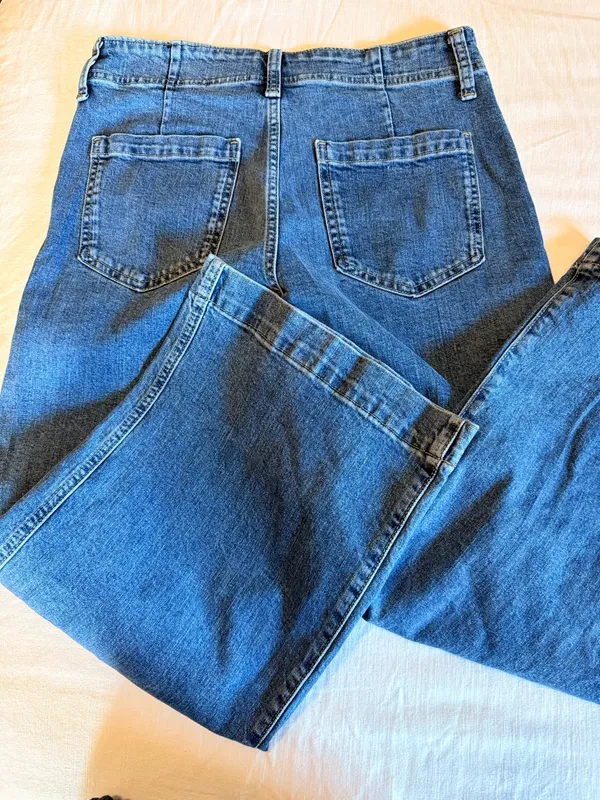 GAP High Rise Wide Leg Crop Jeans Women’s 10/30 Medium Wash Patch Pocket - Image 7