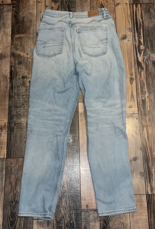 American Eagle Jeans - Image 3