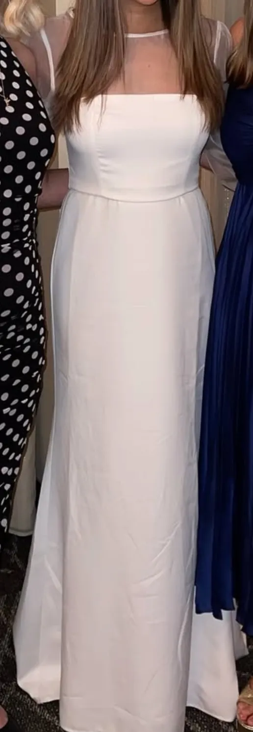 White Lulus Formal Gown small - Image 2