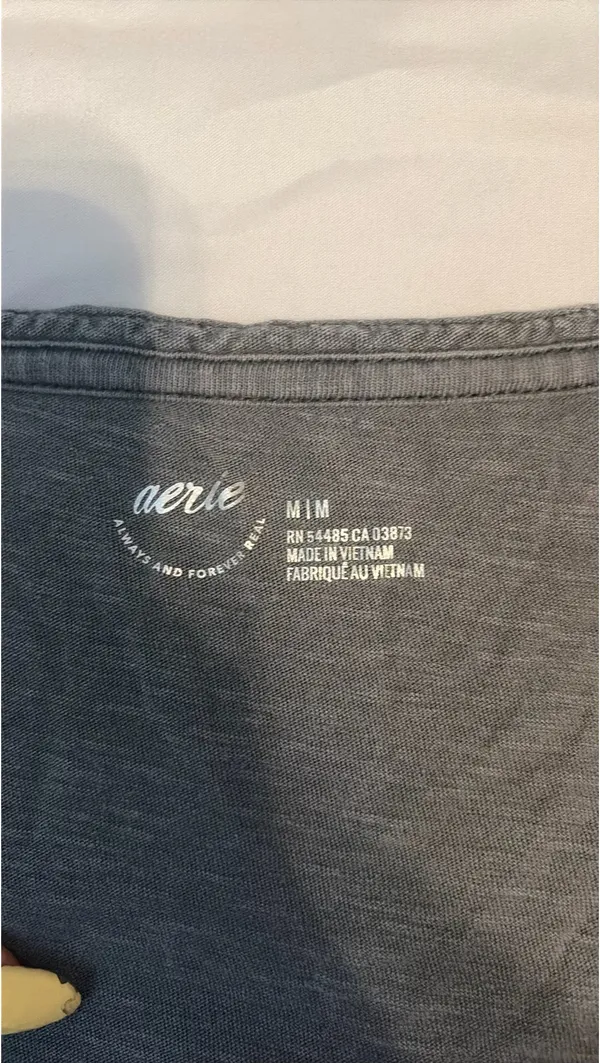 Aerie Oversized Cropped T-Shirt V-Neck Grey - Image 2