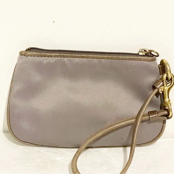 Coach G0871-42032 Gray Satin Wristlet Small‎ Bag Wallet Card Holder - Image 5