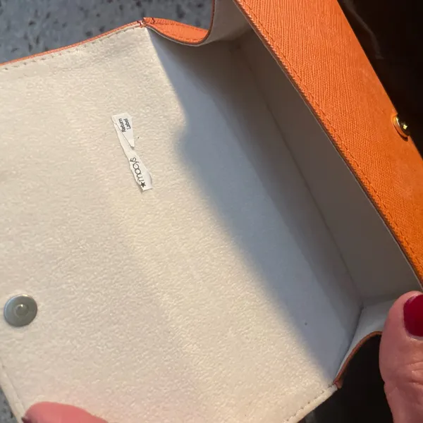 Tory Burch case and soft bag - Image 7