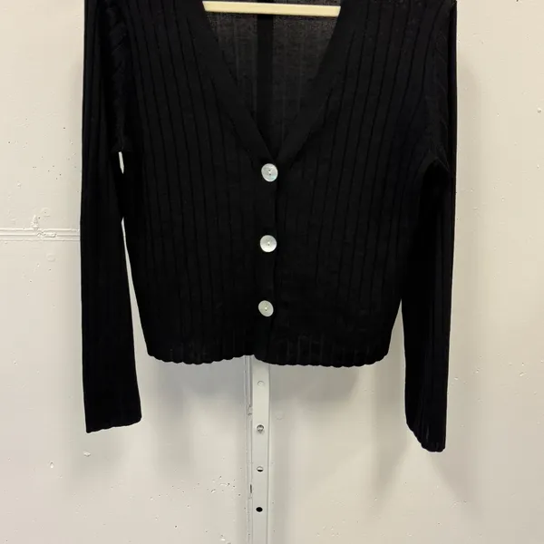 H&M Ribbed Knit V-Neck Button Front Cardigan‎ Sweater Small Black Casual - Image 4