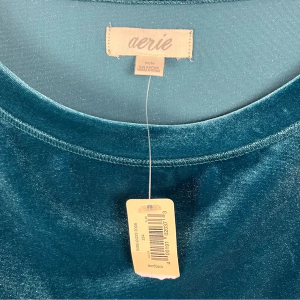 AERIE Teal Long Sleeves Cozy Soft Velvet Velour Top Size Medium Casual Neutral - Image 6