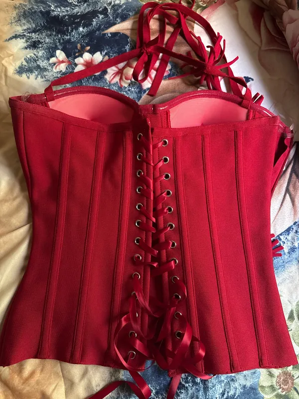 Red mini dress in great condition ❤️ Worn only once for my birthday. Good quality material and super cute for birthdays, parties, dinners, or special occasions. No stains, rips, or damage. ! - Image 4