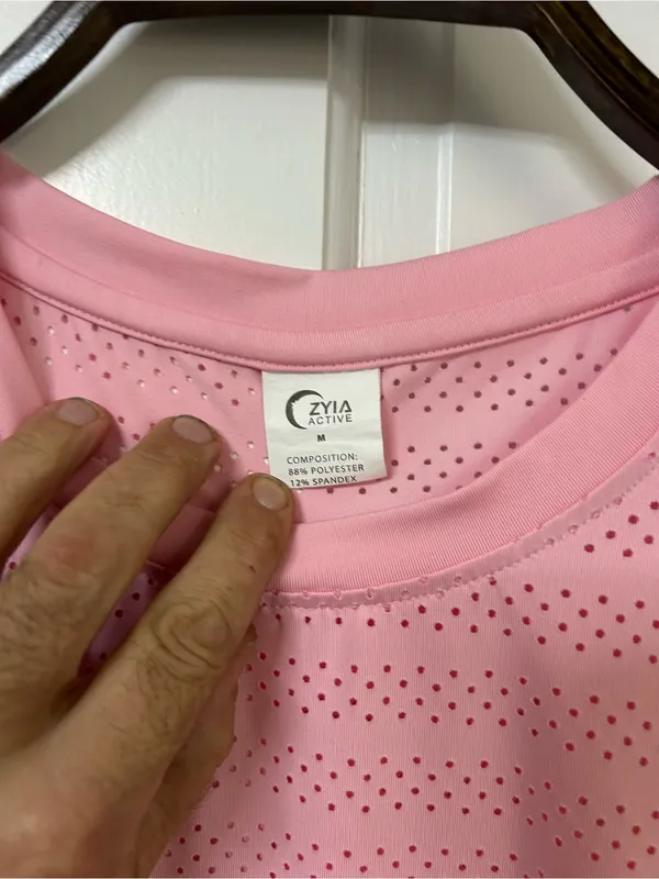 Women’s Pink Eyelet Performance Tank Top Size M - Image 4