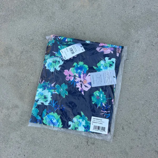 NWT ASTR THE LABEL Dress Size S - Image 5