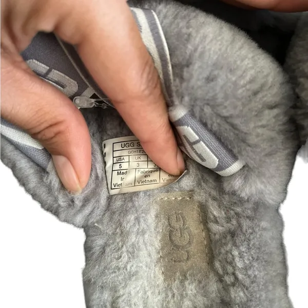 UGG Oh Yeah Fluffy Gray Sherpa Slides Slippers Sandals - Image 7