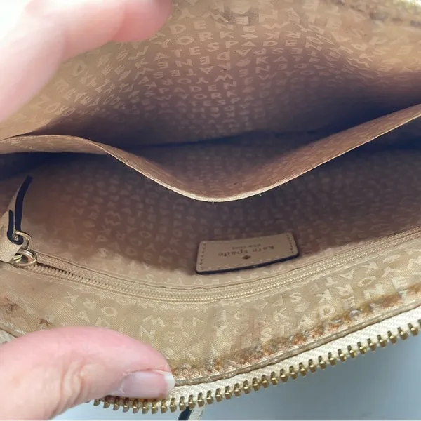 Kate Spade Cream Leather Square Crossbody Handbag Purse Medium Bag Classic - Image 7