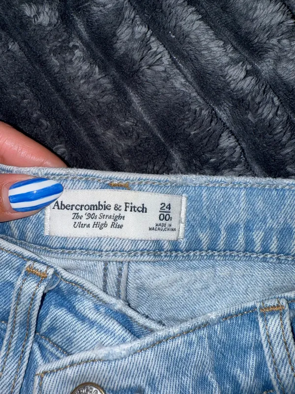 Abercrombie Crossover 90s Straight Jeans - Image 2