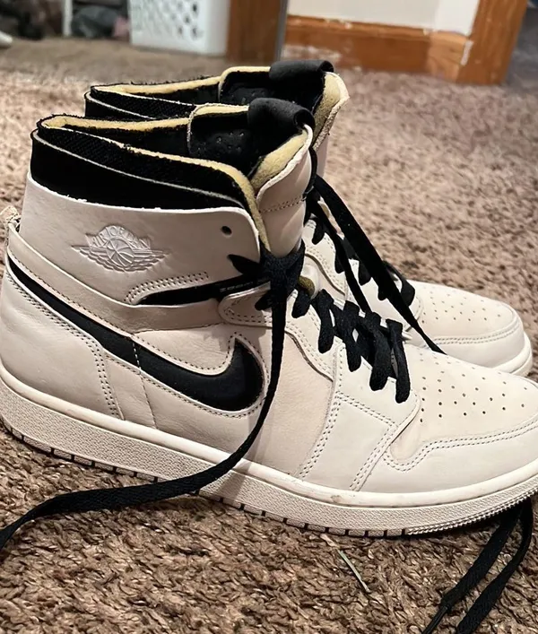 Jordan Air  Mids Barely Orange - Image 2