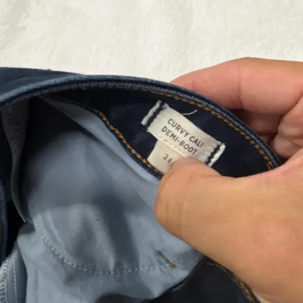 Madewell Women's Navy and Blue Jeans - Image 7